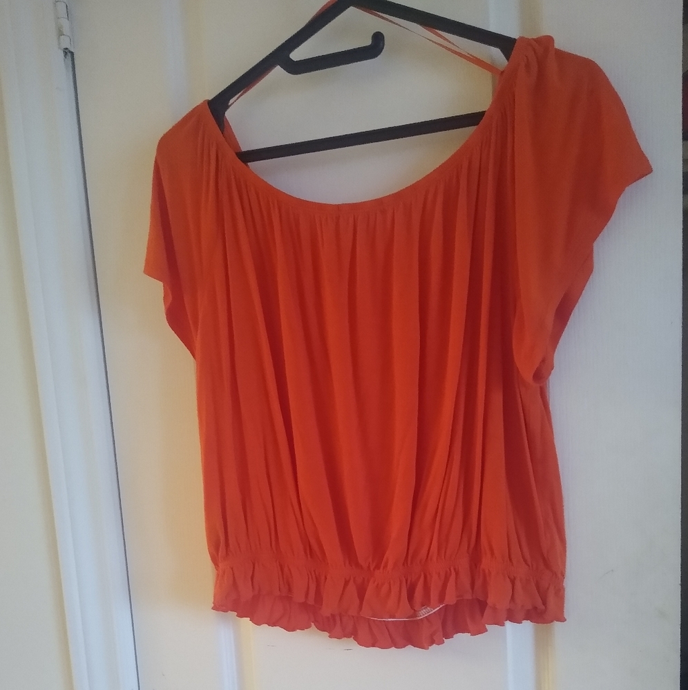 Clothes - Picture 3 of 3